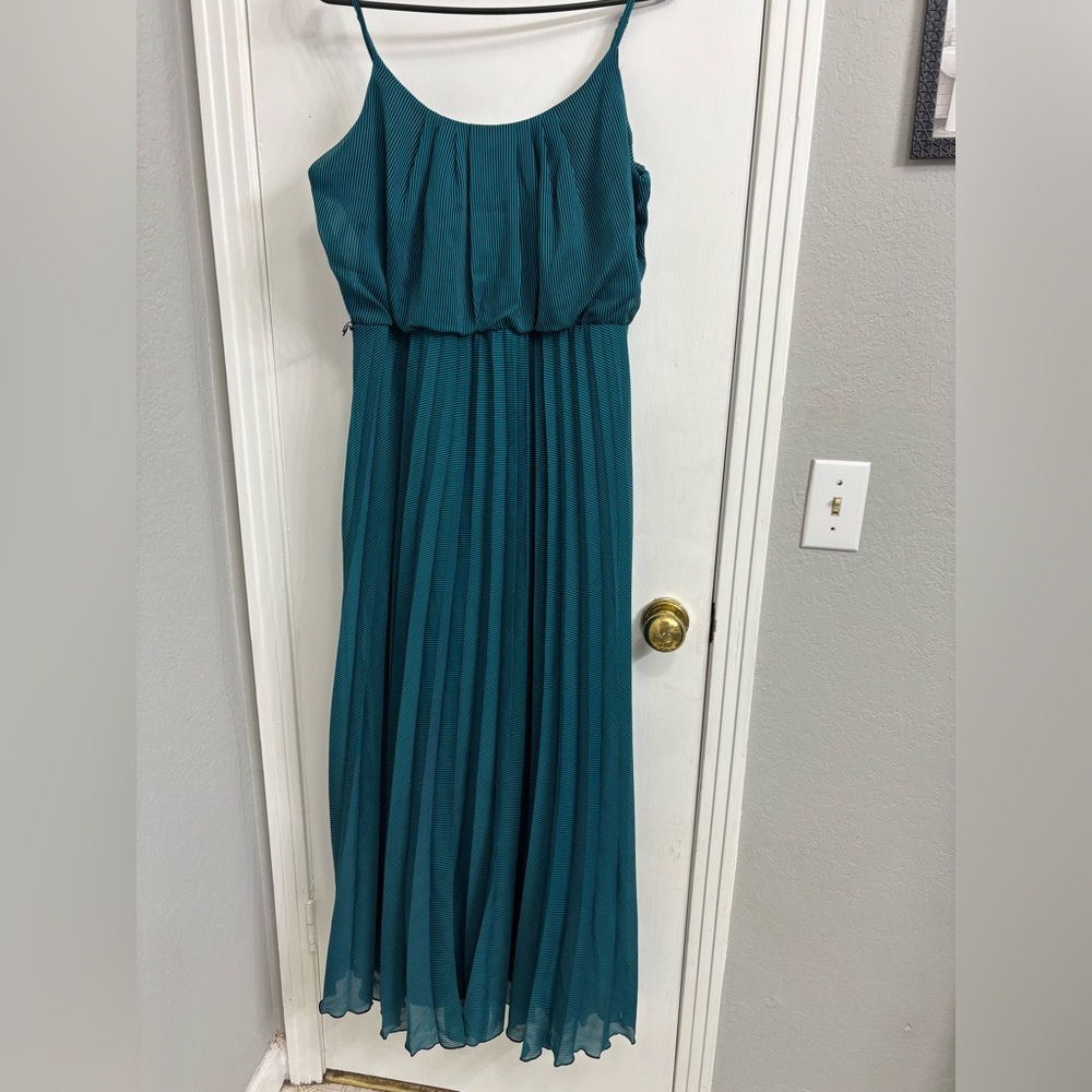 Elegant Teal Maxi Dress